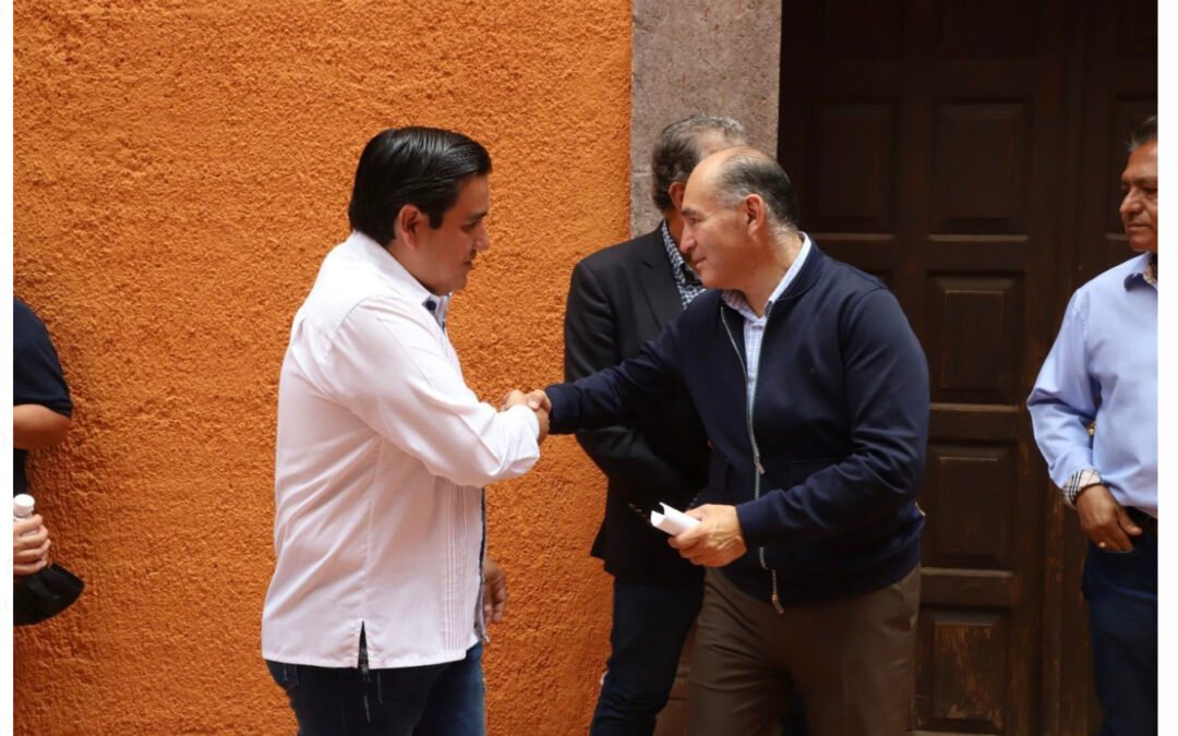 El alcalde Enrique Galindo nombra a Luis Mejía como encargado de despacho en la Delegación de Villa de Pozos