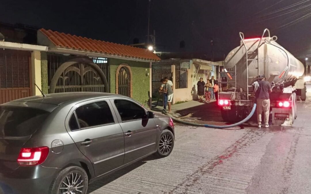 Ayuntamiento llevó 7 millones de litros de agua en pipas a 45 comunidades y colonias, solo la semana pasada