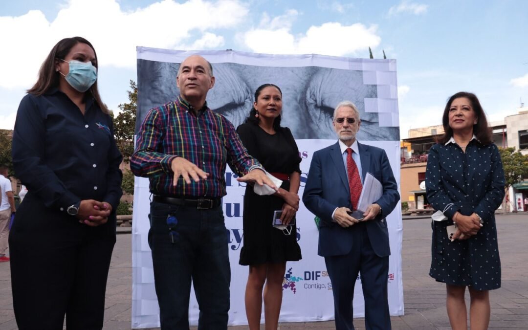 DIF Municipal continúa con actividades por el mes del Adulto Mayor