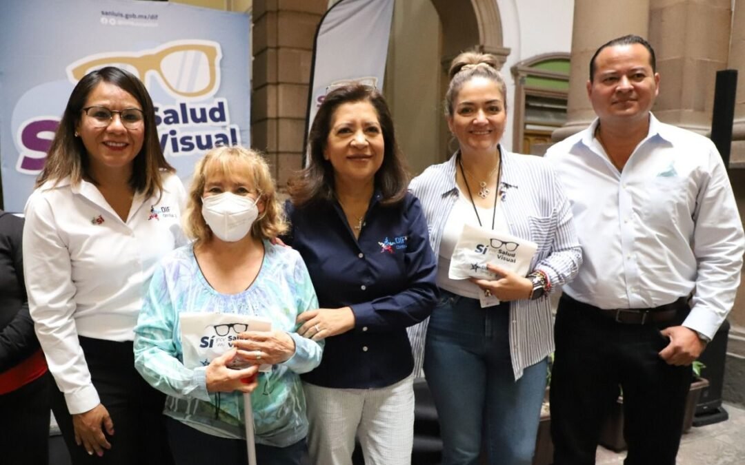 DIF Municipal de SLP continúa con la entrega de lentes del programa “Contigo Sí por mi Salud Visual”