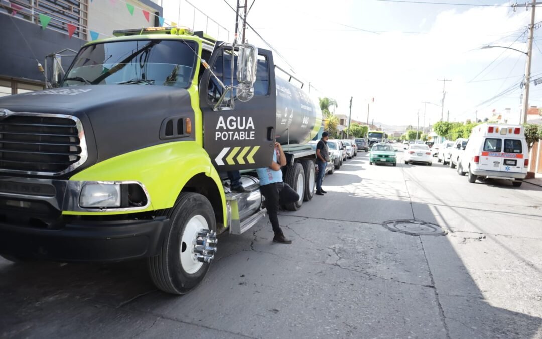 EN  EL MES DE JULIO INTERAPAS DISTRIBUYÓ CERCA DE 80 MILLONES DE LITROS DE AGUA EN LA ZONA METROPOLITANA