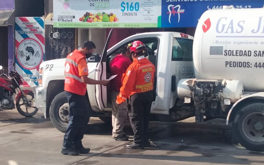 Protección Civil Municipal y Bomberos atendieron emergencia por fuga de gas de manera oportuna