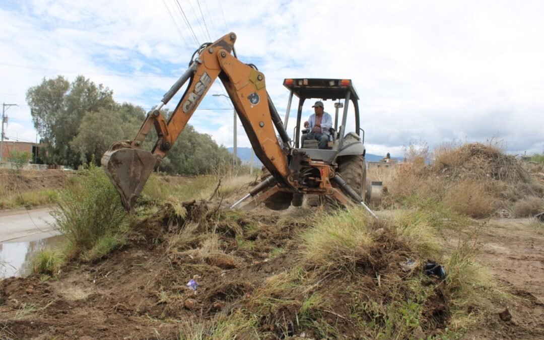 Más de mil toneladas de basura y escombro se han retirado en Villa de Pozos, para prevenir inundaciones