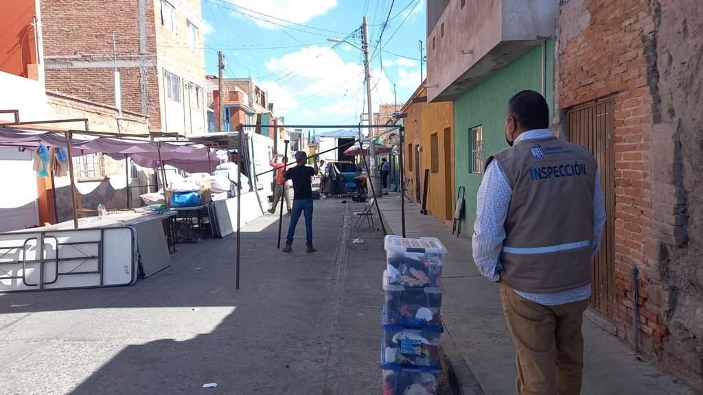 Gobierno de la Capital refuerza la supervisión en tianguis sobre ruedas