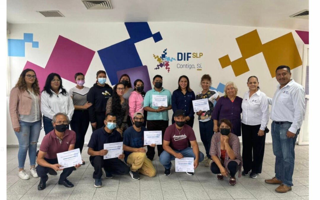 El DIF Municipal atiende y ayuda a personas que sufrieron violencia, a salir adelante