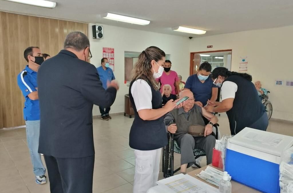 ARRANCA GOBIERNO DEL CAMBIO VACUNACIÓN CONTRA INFLUENZA EN TODO SLP