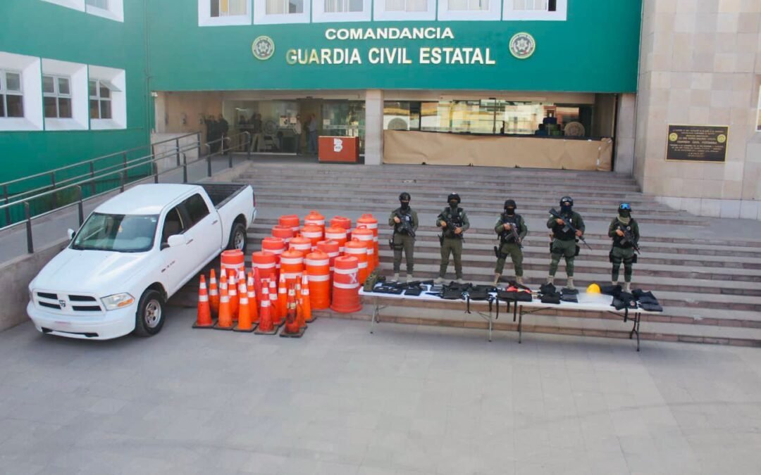 GUARDIA CIVIL ASEGURA VEHÍCULOS, ARMAMENTO Y EQUIPO TÁCTICO DE PRESUNTA BANDA CRIMINAL, EN GUADALCÁZAR