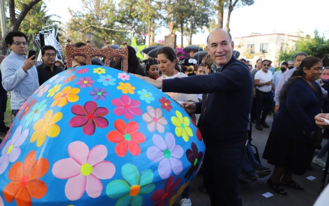 La Calzada de Guadalupe brilla con el arte de las Calaveras Monumentales que crearon habitantes de toda la Capital