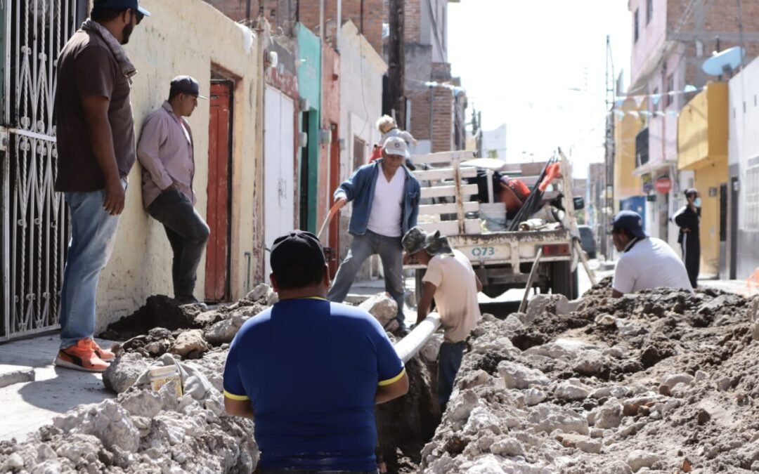 MEJORA INTERAPAS PRESIÓN DE LA RED DE AGUA POTABLE EN AZTECA NORTE