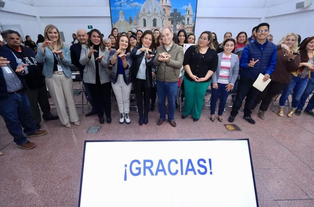 Gobierno incluyente, con la capacitación para atender en Lengua de Señas