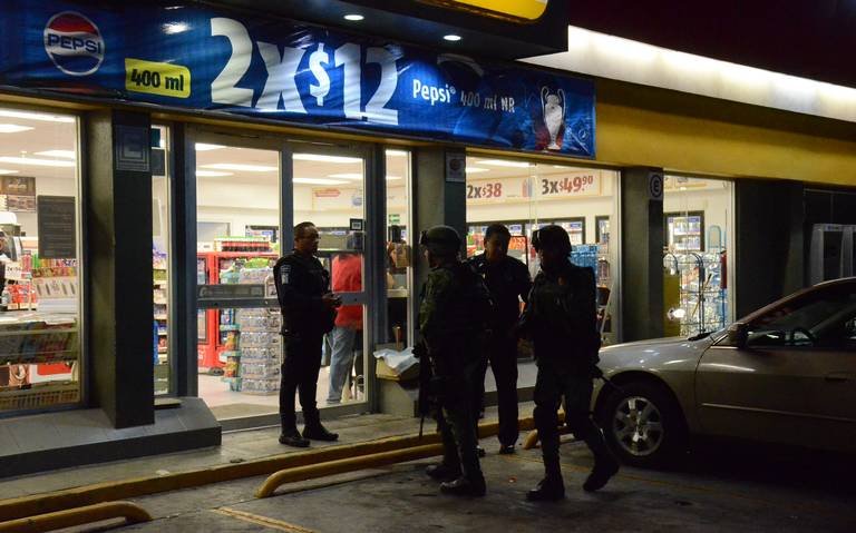 APREHENDE A HOMBRE POR ROBO A UNA TIENDA DE CONVENIENCIA DE SLP