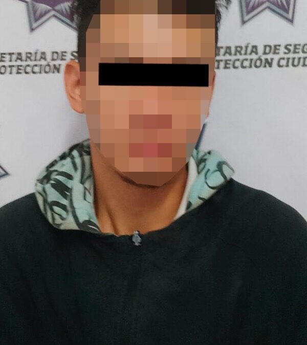 Policía Vial detienen a un sujeto señalado de robo a comercio en la avenida Ricardo B. Anaya