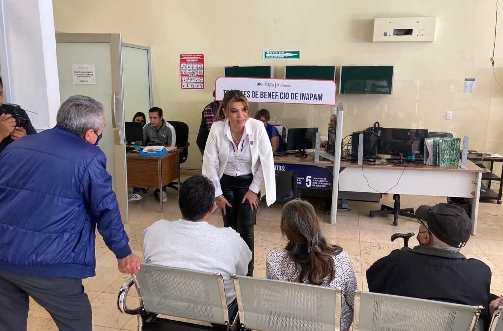 Invita regidora Ángeles Hermosillo a utilizar el programa Beneficio 50 del Interapas