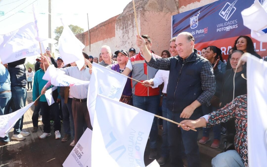 Rehabilitación de calles y avenidas principales en los barrios, colonias y delegaciones de SLP
