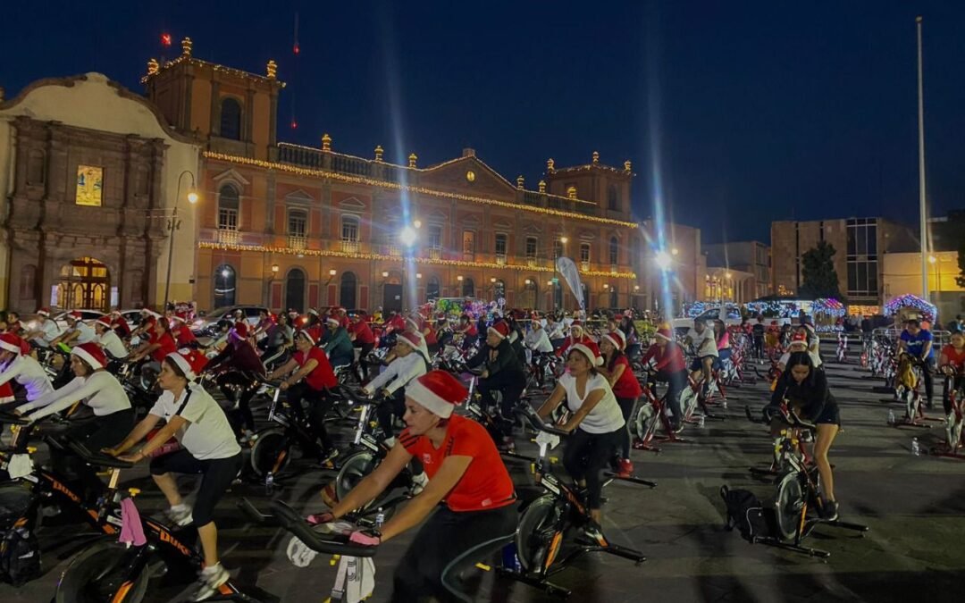 Un éxito el maratón de spinn “Navidad de Ride” en la Plaza de los Fundadores
