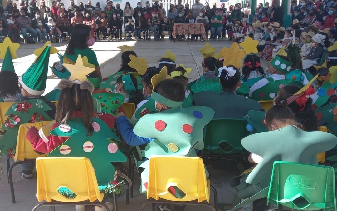 Centros Educativos del DIF Municipal, concluyeron actividades previas a Navidad, con el programa «De corazón, rescatando tus tradiciones»