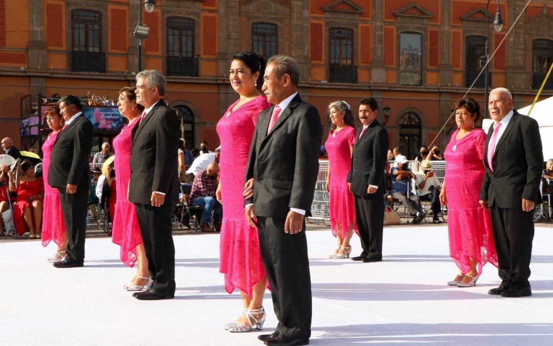 Cerraron actividades de Viernes y Domingos de Danzón con más de 40 eventos