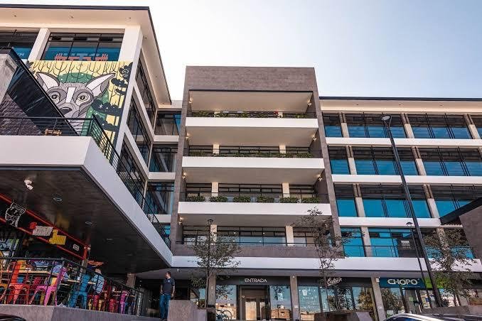 Gobierno de la Capital reporta intensa actividad de refrendos de licencias de negocios