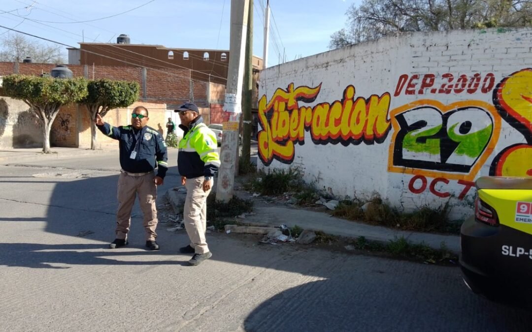 Agentes de la SSPC de la Capital auxilian a hombre herido por arma blanca en Centro Histórico