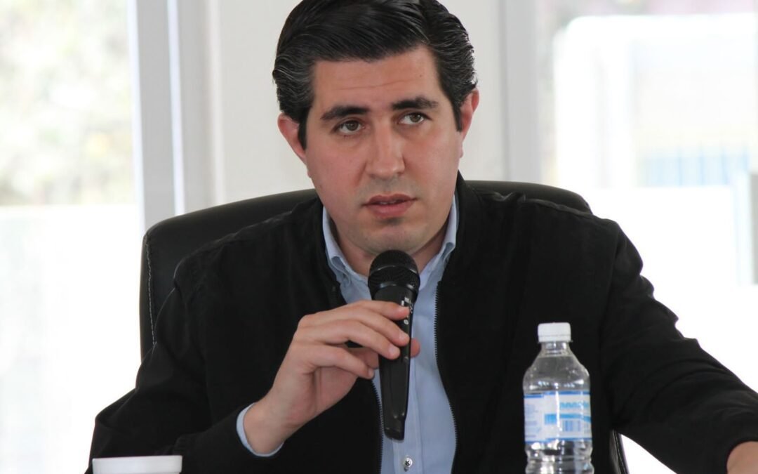 Mantiene acercamiento y gestiones el regidor Edgardo Jasso, a favor de la ciudadanía