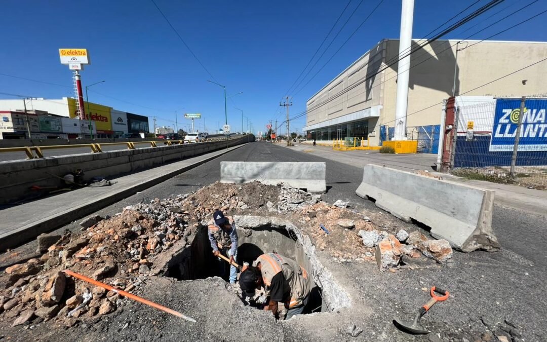 REHABILITA INTERAPAS INFRAESTRUCTURA HIDRÁULICA PARA MEJORAR CAUDAL EN LA COLONIA BUGAMBILIAS DE SGS