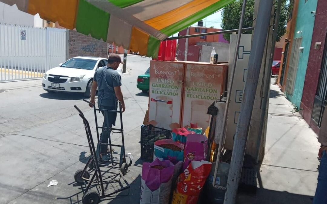 Con operativo en calles y avenidas, el Gobierno de la Capital sigue promoviendo el ordenamiento comercial de SLP
