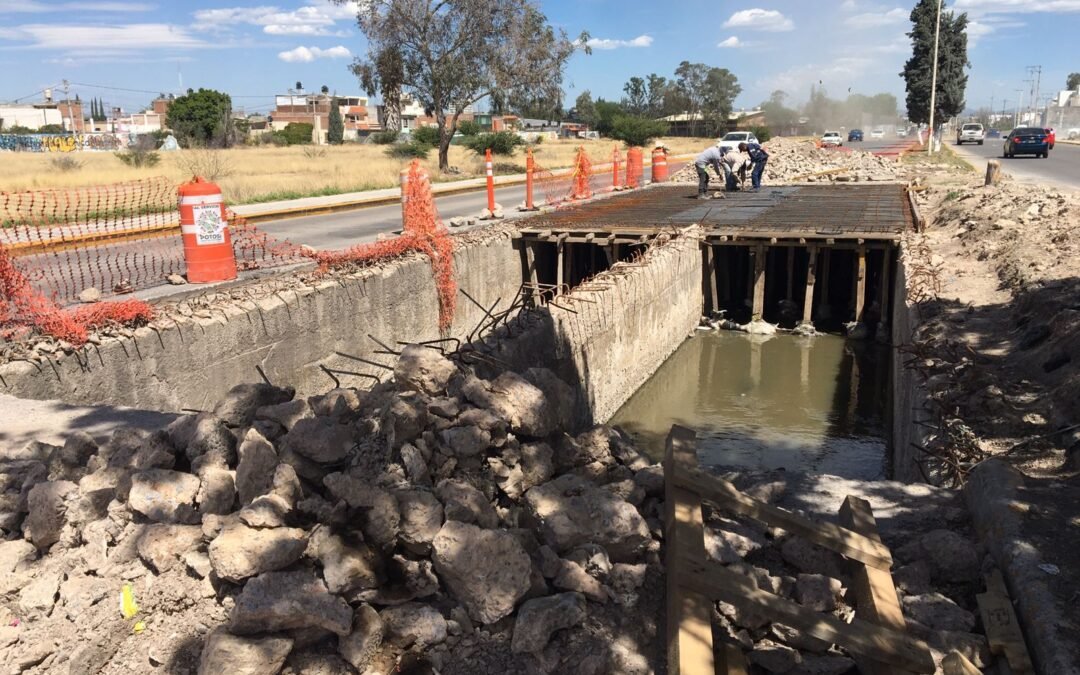 GALLARDO ANUNCIA CONSTRUCCIÓN DE COLECTOR QUE YA EXISTE