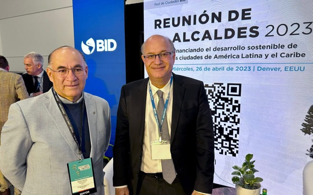 Alcalde Enrique Galindo se reúne con el Presidente del Banco Interamericano de Desarrollo; gestiona recursos para la crisis de agua