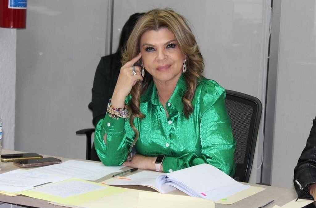 Regidora Ángeles Hermosillo respalda esfuerzo presupuestal del Gobierno de la Capital para enfrentar crisis hídrica
