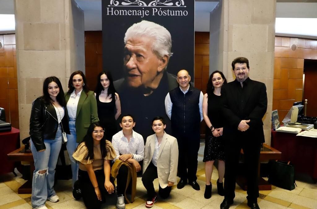 Con emotivo homenaje póstumo, el Alcalde Enrique Galindo reconoce la trayectoria del primer actor Ignacio López Tarso