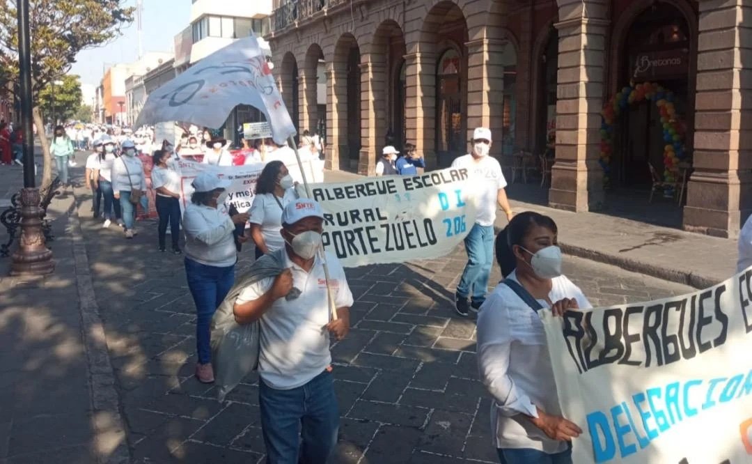GALLARDO CALIENTA LA PLAZA PÚBLICA