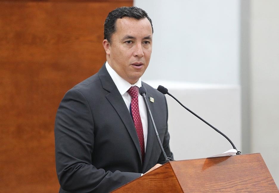 Diputado Edmundo Torrescano avala legalidad del procedimiento de apoyo temporal del Ayuntamiento al Interapas