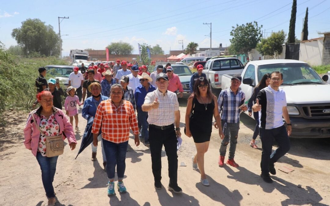 Mejorar las condiciones de vida de las familias que más lo necesitan, prioridad del Ayuntamiento: Alcalde Enrique Galindo