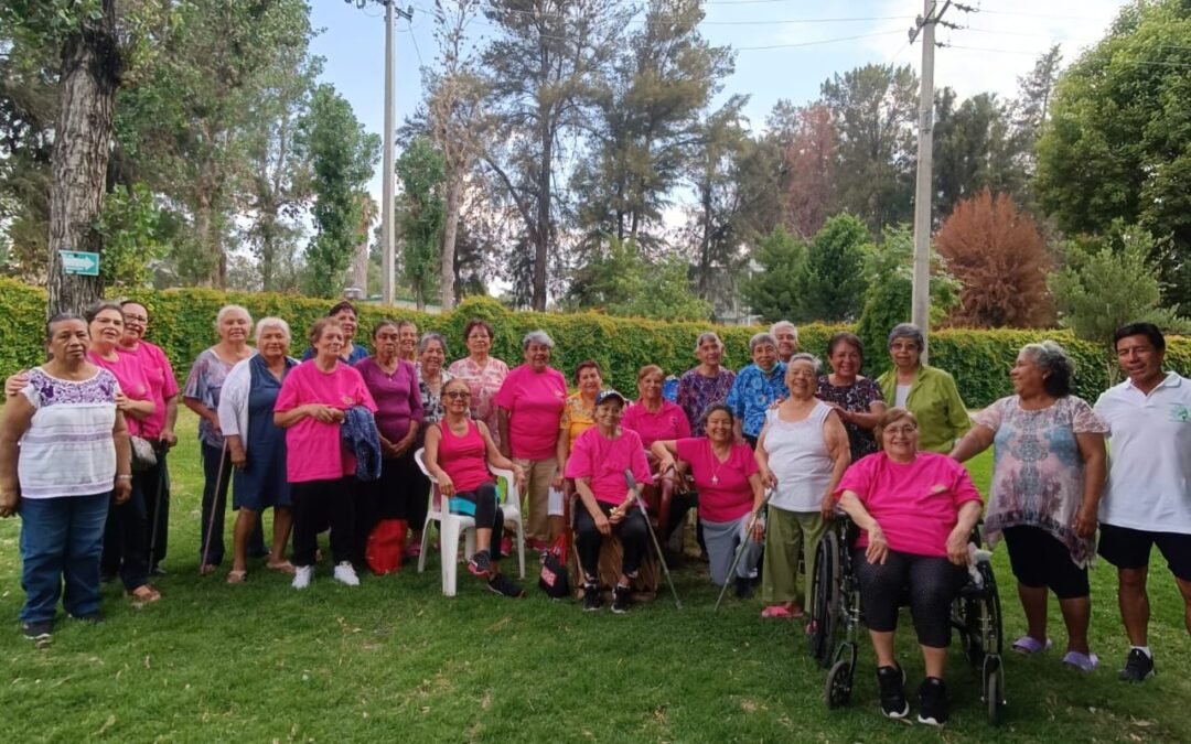 DIF Municipal organizó convivencia social y activación física para favorecer cuerpo y mente de personas adultas mayores