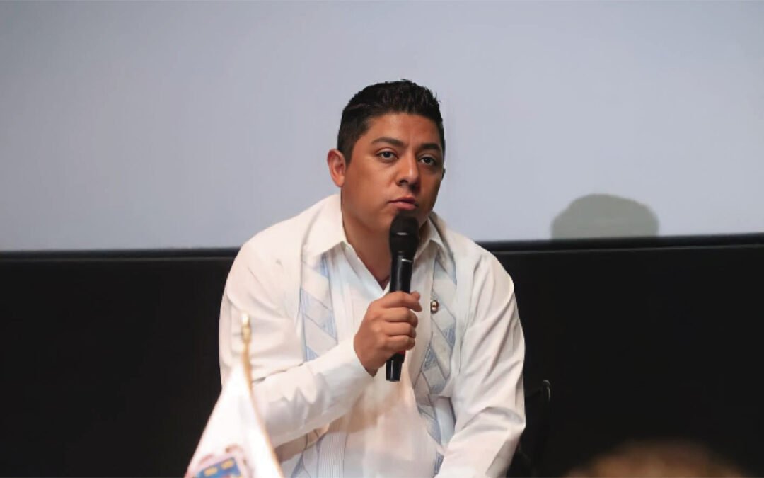 EXIGEN A GALLARDO NO AMENAZAR PRENSA