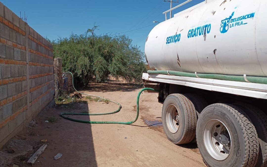 Más de un millón de litros agua han sido repartidos a comunidades de La Pila