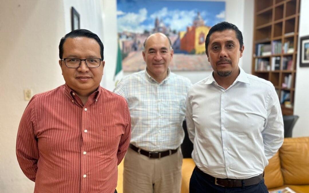 Alcalde Enrique Galindo e Interapas se reúnen con la CEA para determinar acciones conjuntas ante la crisis hídrica