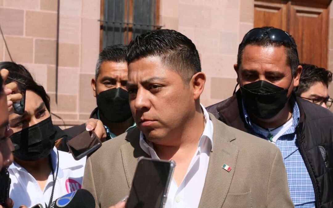 GALLARDO INSISTE EN CASTRAR VIOLADORES
