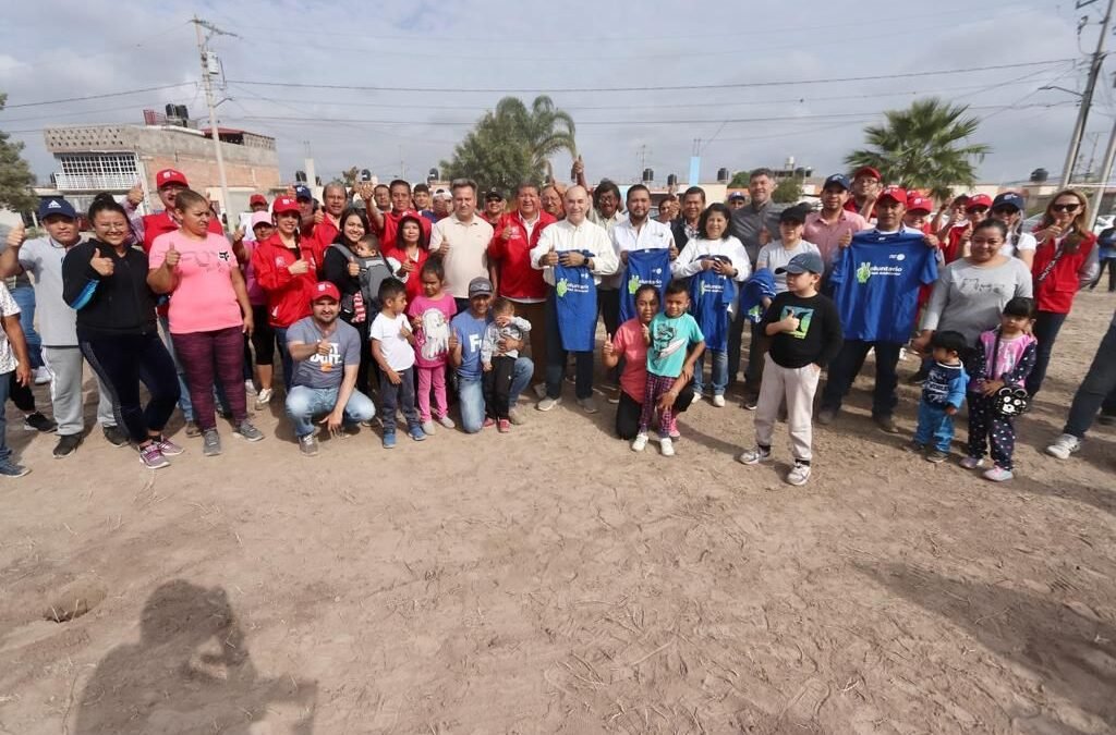Juntos, empresas, sociedad y Ayuntamiento, avanzan día a día con la reforestación de San Luis Potosí
