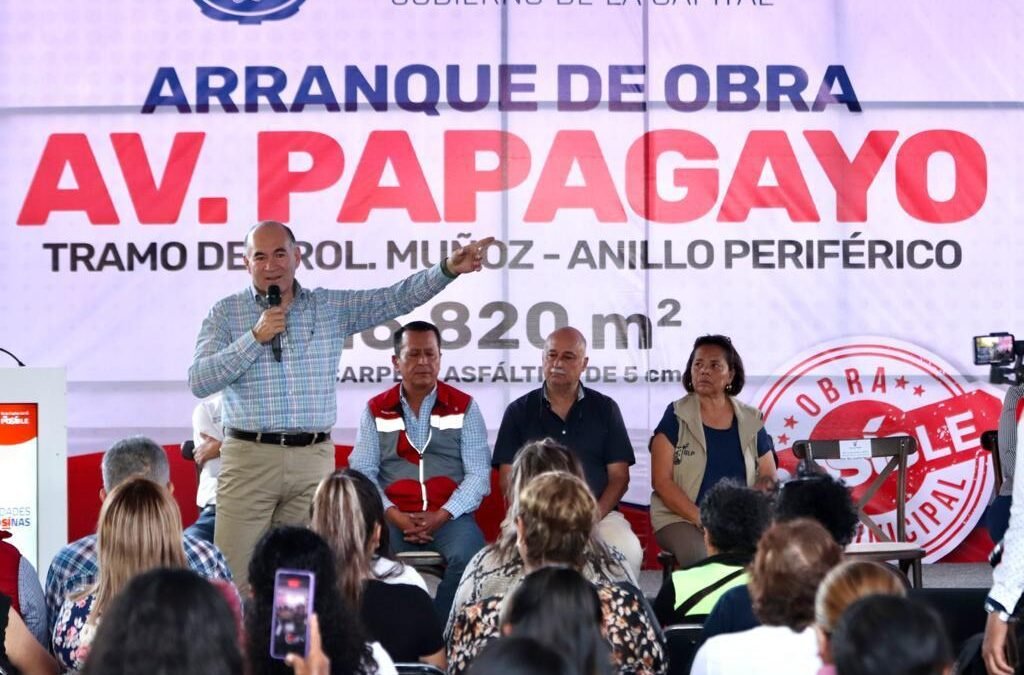 Arranca Alcalde Enrique Galindo rehabilitación histórica de calle Papagayo