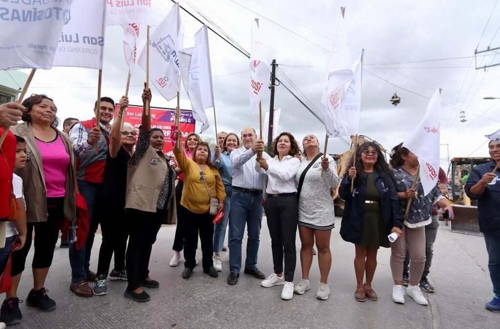 Alcalde Enrique Galindo sigue con la dignificación de las calles del norte de la ciudad, con el programa Vialidades Potosinas