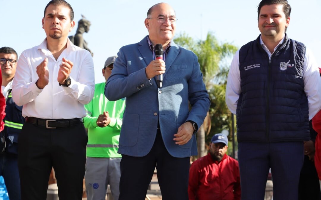 En avenida Carranza, el Alcalde Galindo pone en marcha los Lunes de Talacha, para limpiar las principales vialidades