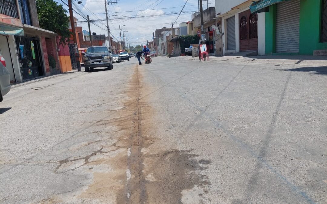 INICIA INTERAPAS CONSTRUCCIÓN DE NUEVO DRENAJE PARA AVENIDA LAS PRESAS EN EL AGUAJE 2000