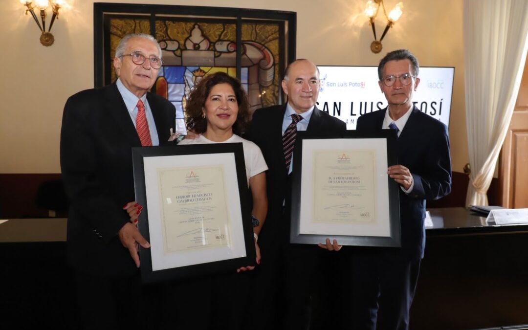 Ayuntamiento de SLP recibe distinciones como “Ciudad Árbol del Mundo” y como “Capital Americana de la Cultura”