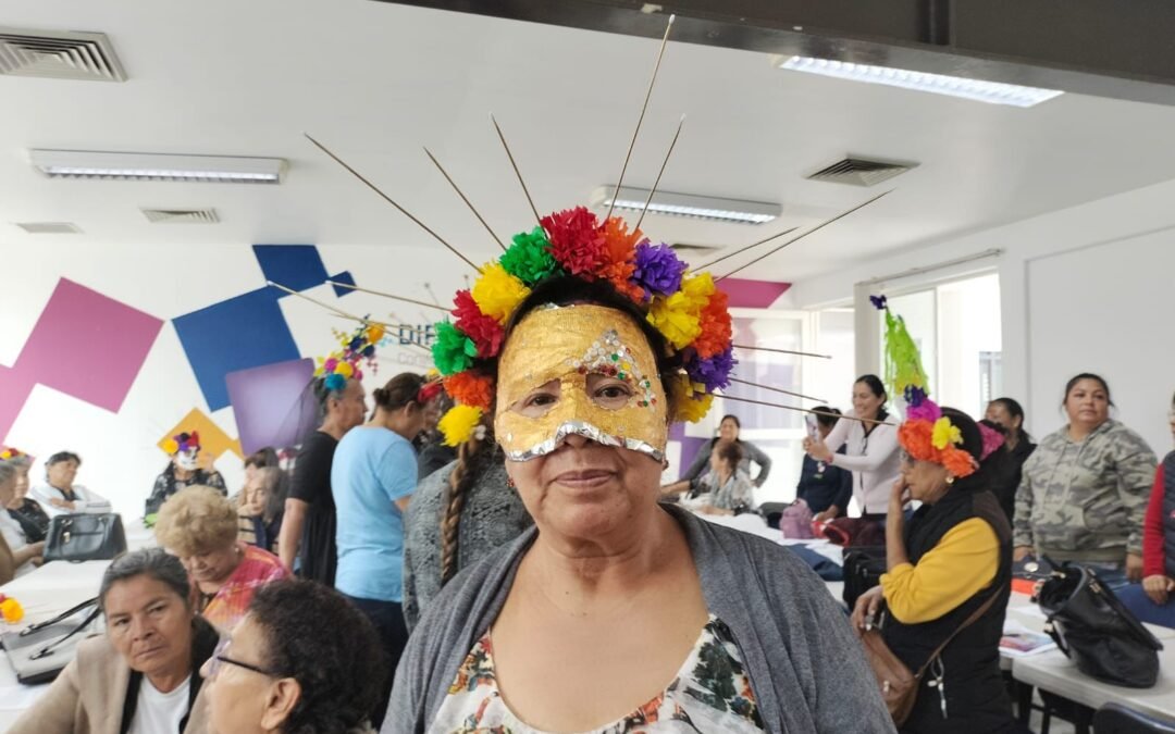 El DIF Municipal de San Luis Potosí, junto con personas adultas mayores, impulsa el fomento de las tradiciones a las nuevas generaciones