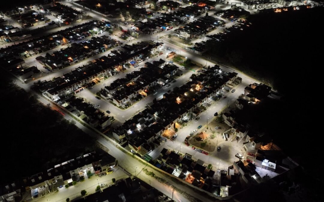 Ayuntamiento de San Luis Potosí continúa la modernización del alumbrado público de la Capital