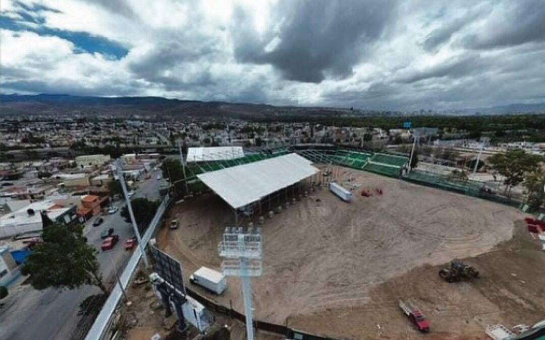 MUY LASTIMADO, ESTADIO “20 DE NOVIEMBRE”