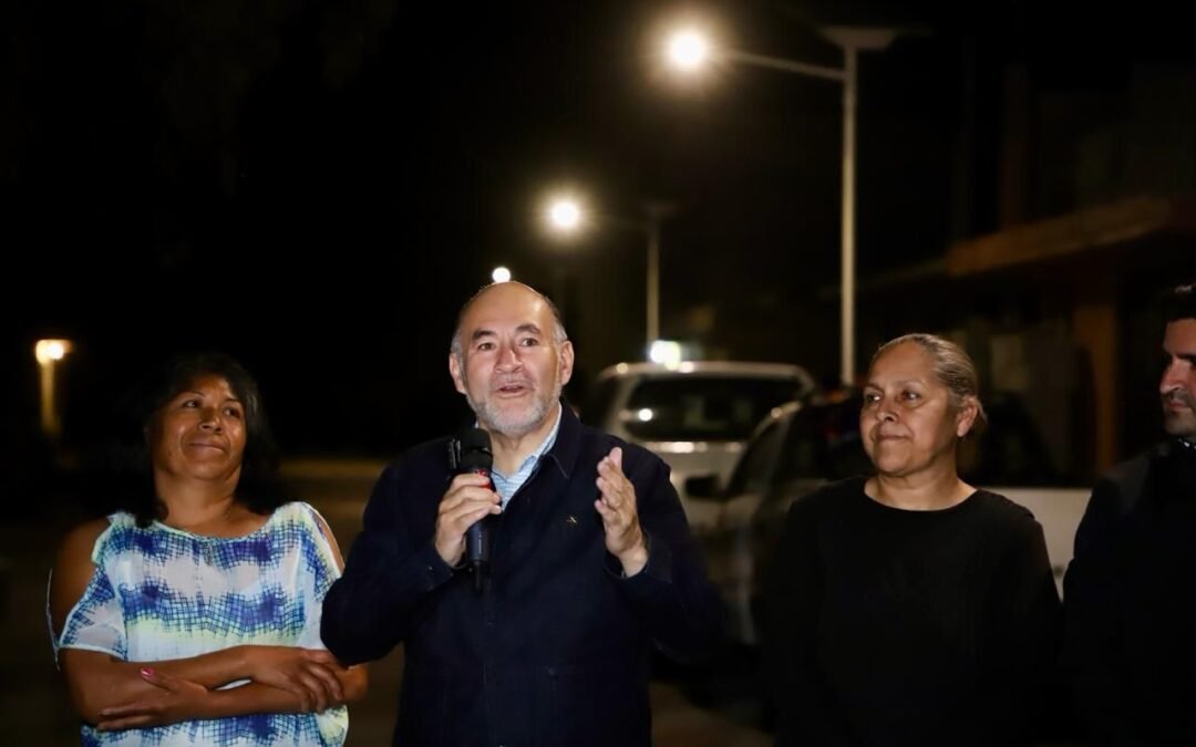 Este jueves, Alcalde Enrique Galindo entregó nuevo Alumbrado Táctico en la colonia Graneros, al norte de la Capital