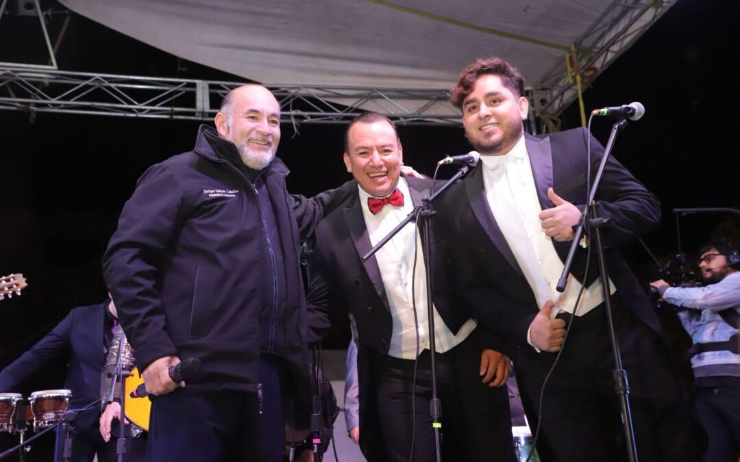 ¡El clima no fue obstáculo!, miles de potosinos disfrutan de los grandes tríos de México que trajo el Gobierno de la Capital