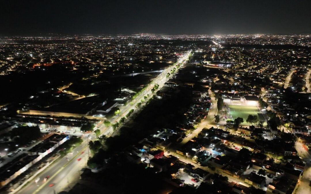 Gobierno de la Capital avanza firme en la modernización del alumbrado público de la Capital